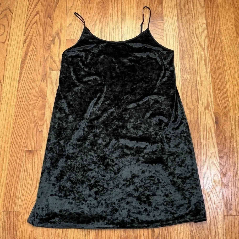 Victoria’s Secret Crushed Velvet Whimsigoth Romantic Slip Dress Nightgown M/L
